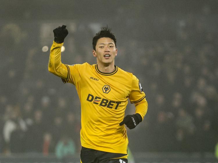 罗马诺：尽管收到报价，但狼队不会在夏窗最后时刻出售黄喜灿