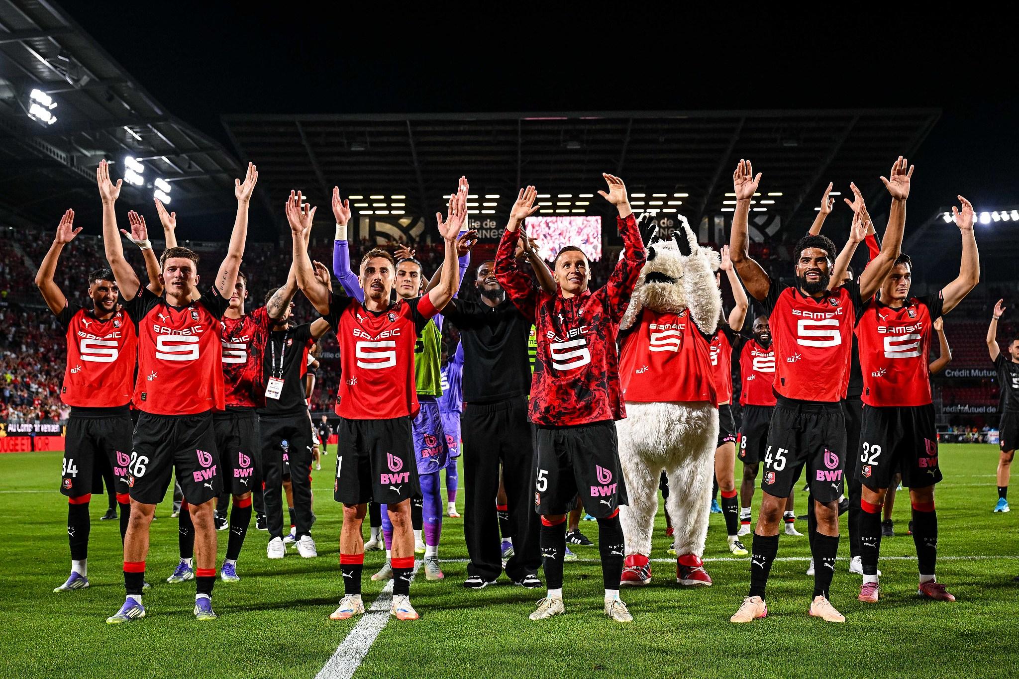 开云下载-雷恩转会动态：阿尔伯特·格隆贝克或将租借至汉堡，汉堡可能买断沃马德·奥马里