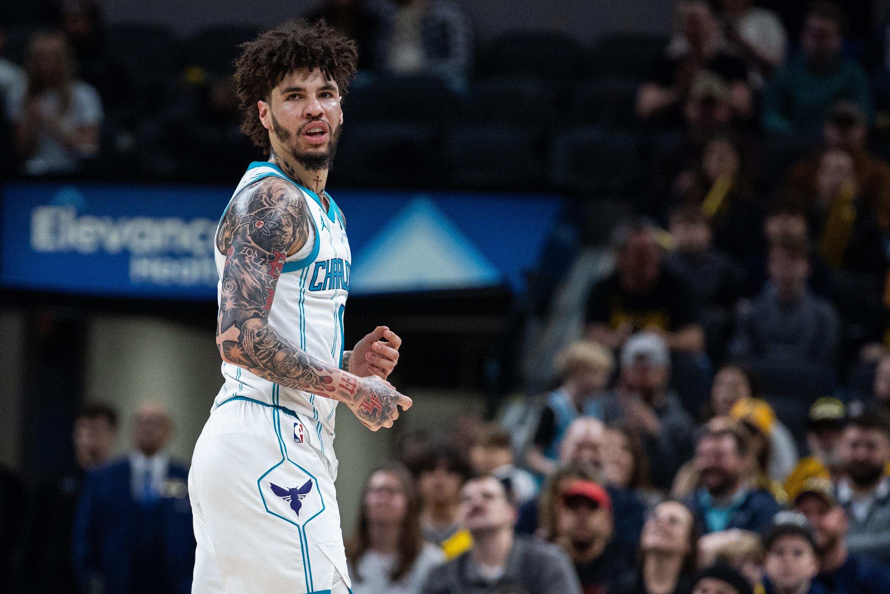 开云-今天不浪今天准！三球首节出战9分钟 7中5&amp;三分4中3砍13分2助